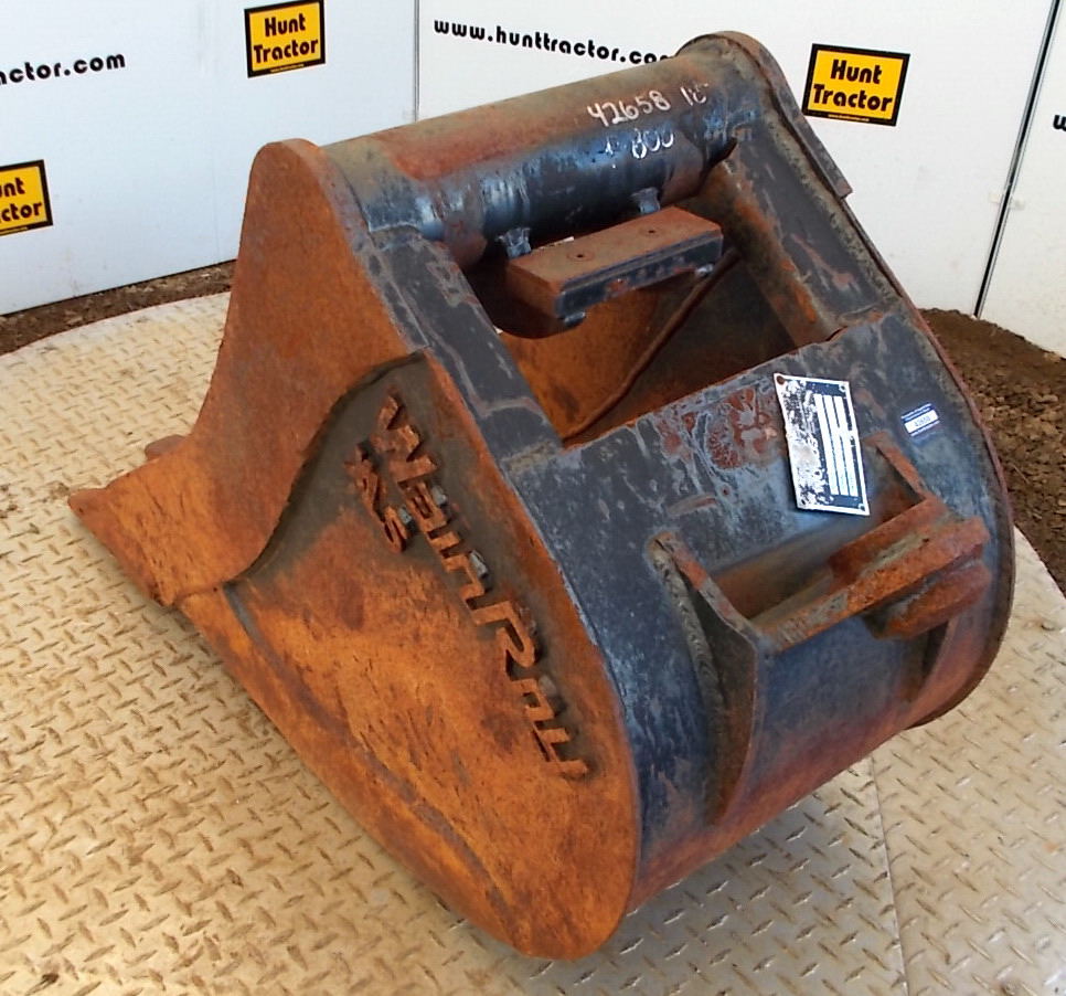 Attachment Zone Used 18" 1/4 Yd WainRoy XLS Excavator Bucket For Sale