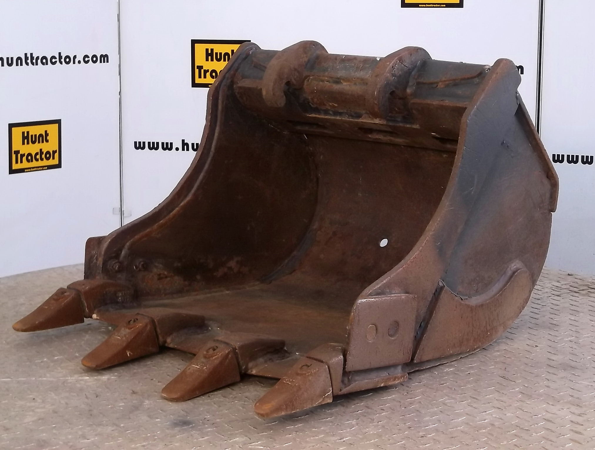 Attachment Zone MiniExcavator Buckets, Bobcat XChange Class III