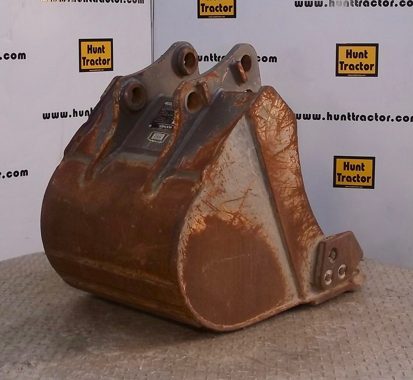 Attachment Zone Used 24" Volvo ECR58 PinOn MiniExcavator Bucket For