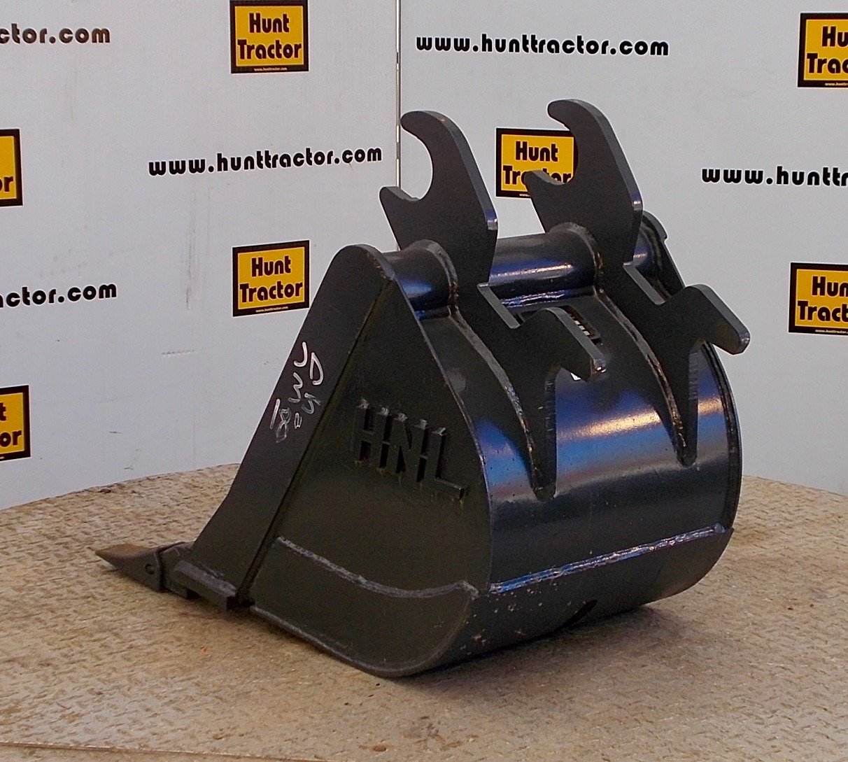 Attachment Zone New 18" John Deere 35D John Deere Wedge Mini