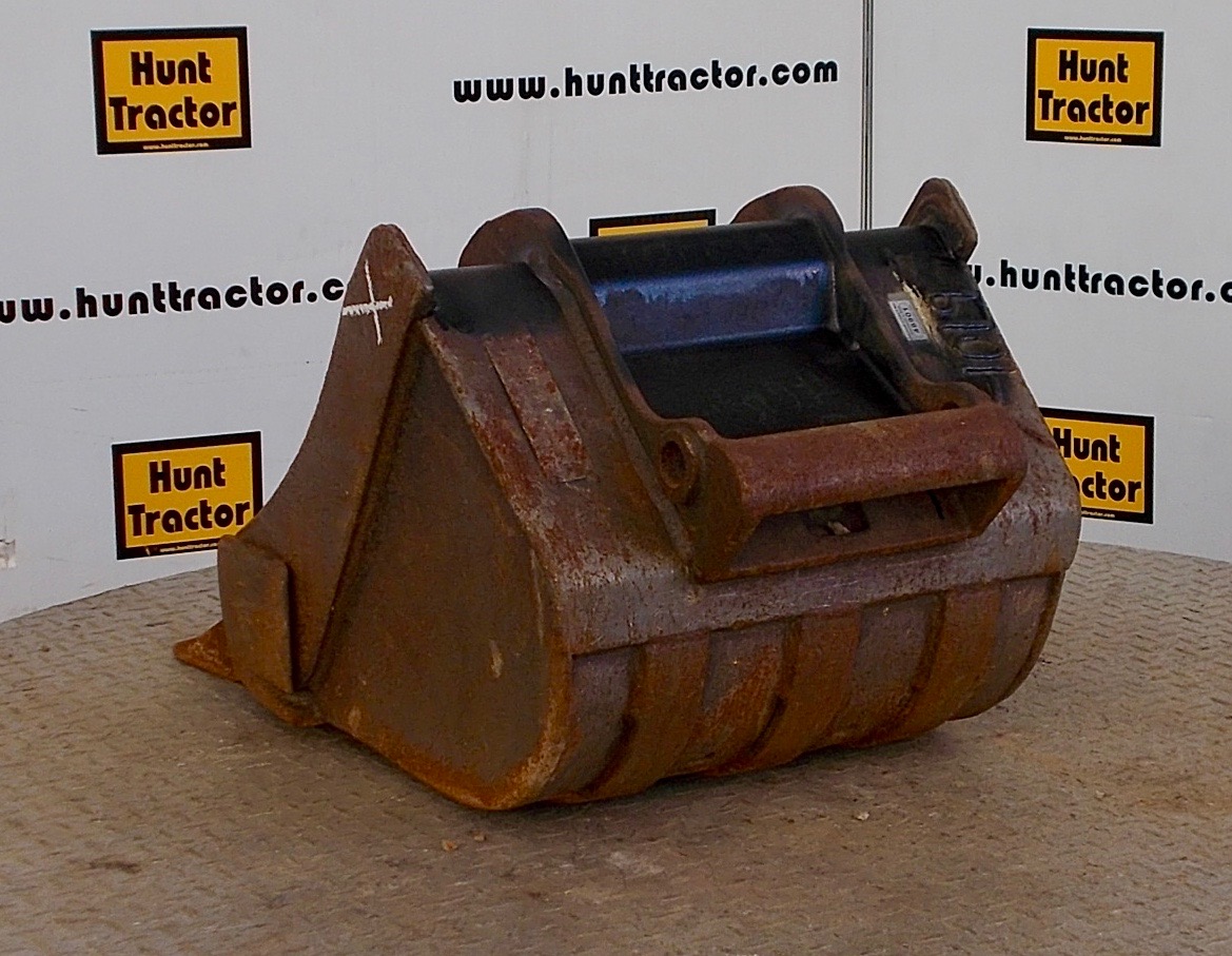 Attachment Zone Used 20" Bobcat 328 Bobcat XChange Class II Mini