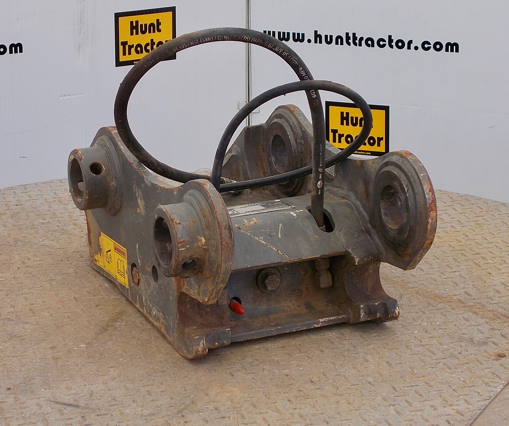 Attachment Zone Used Hydraulic PinGrabber Quick Change For Sale