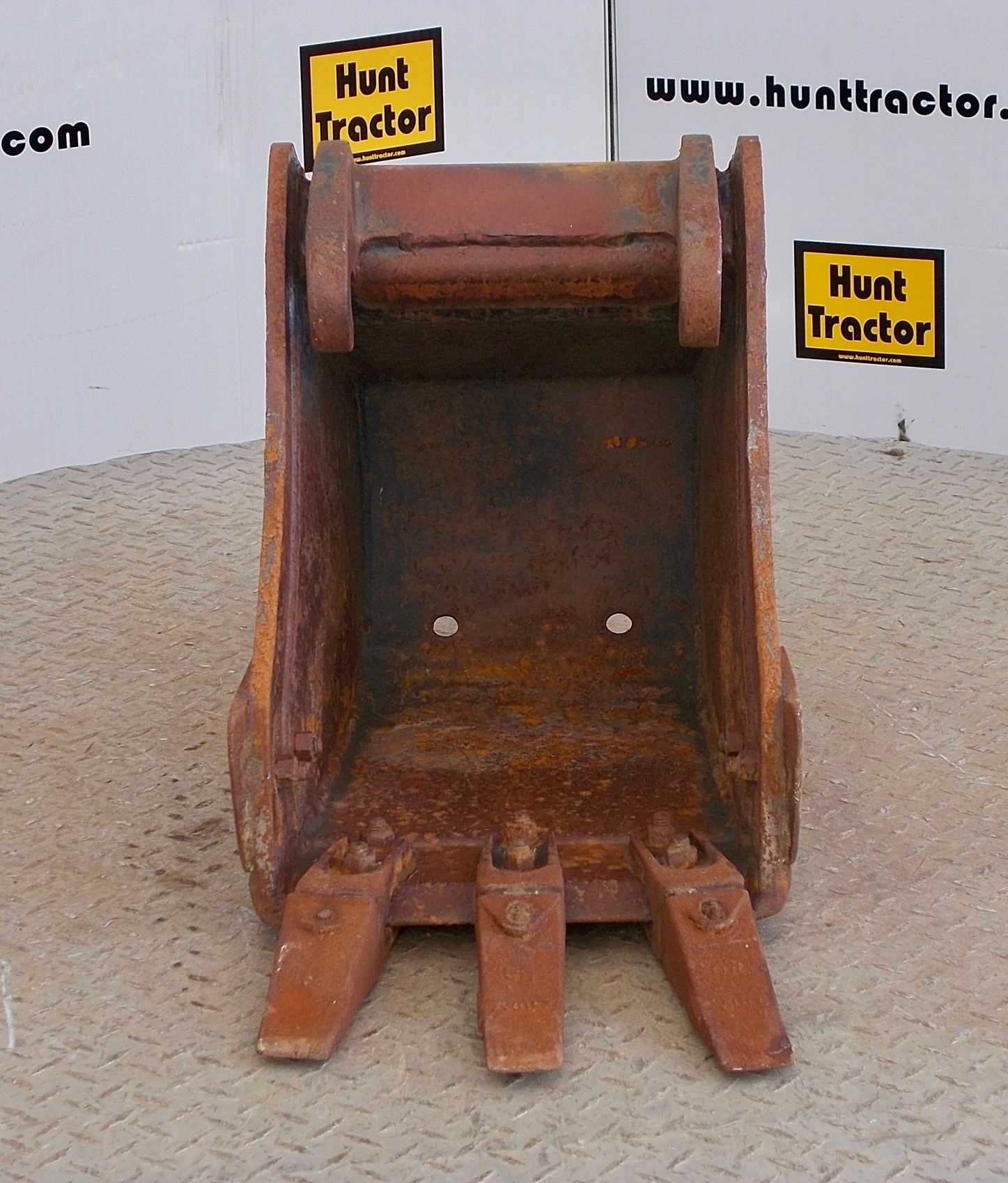 Attachment Zone Used 13" Bobcat E26 Bobcat XChange Class II Mini