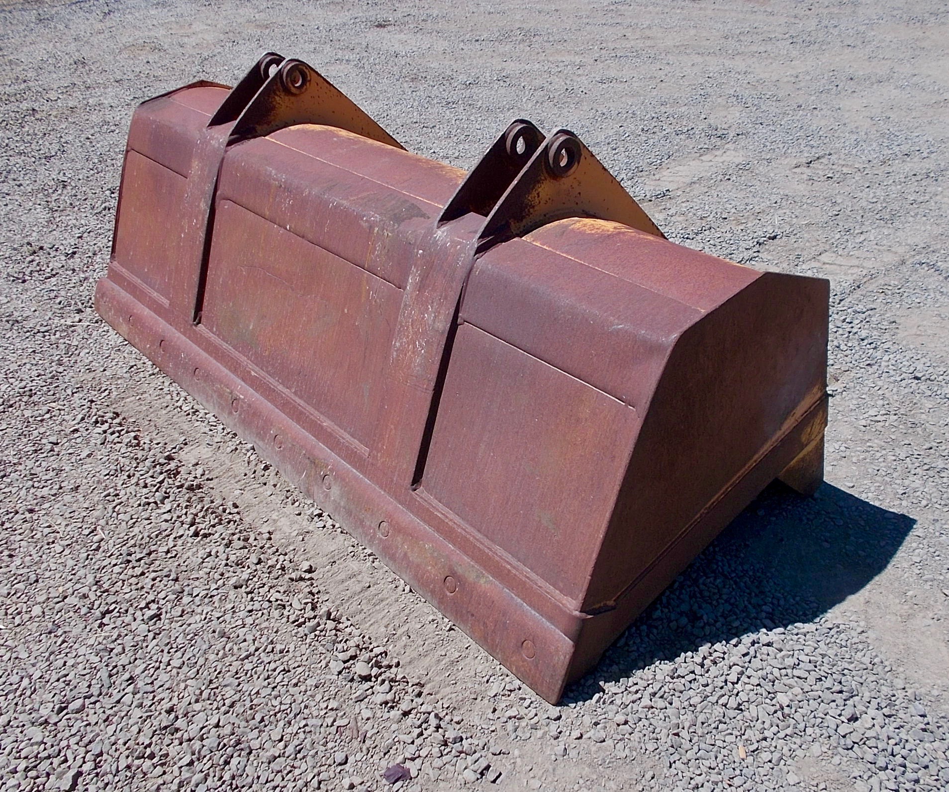 Attachment Zone Used 83" Case 580L PinOn General Purpose Loader Bucket For Sale