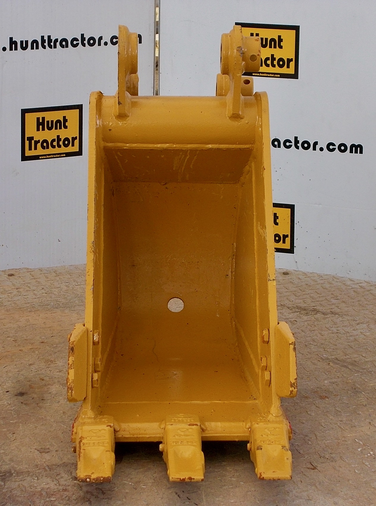 Attachment Zone New 12" Caterpillar 302.5 PinOn MiniExcavator