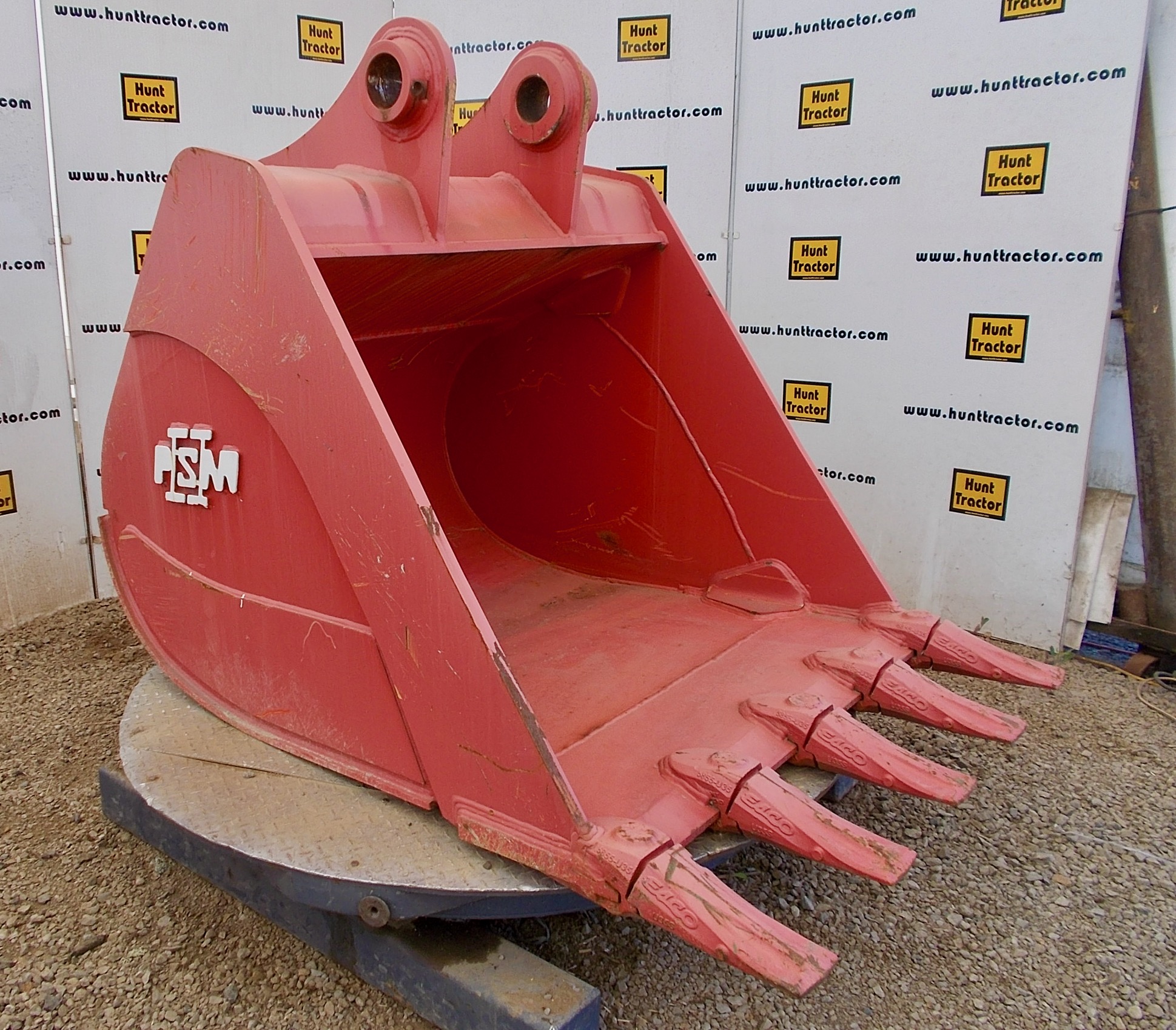 Attachment Zone New 48 Pin On Excavator Bucket For Sale