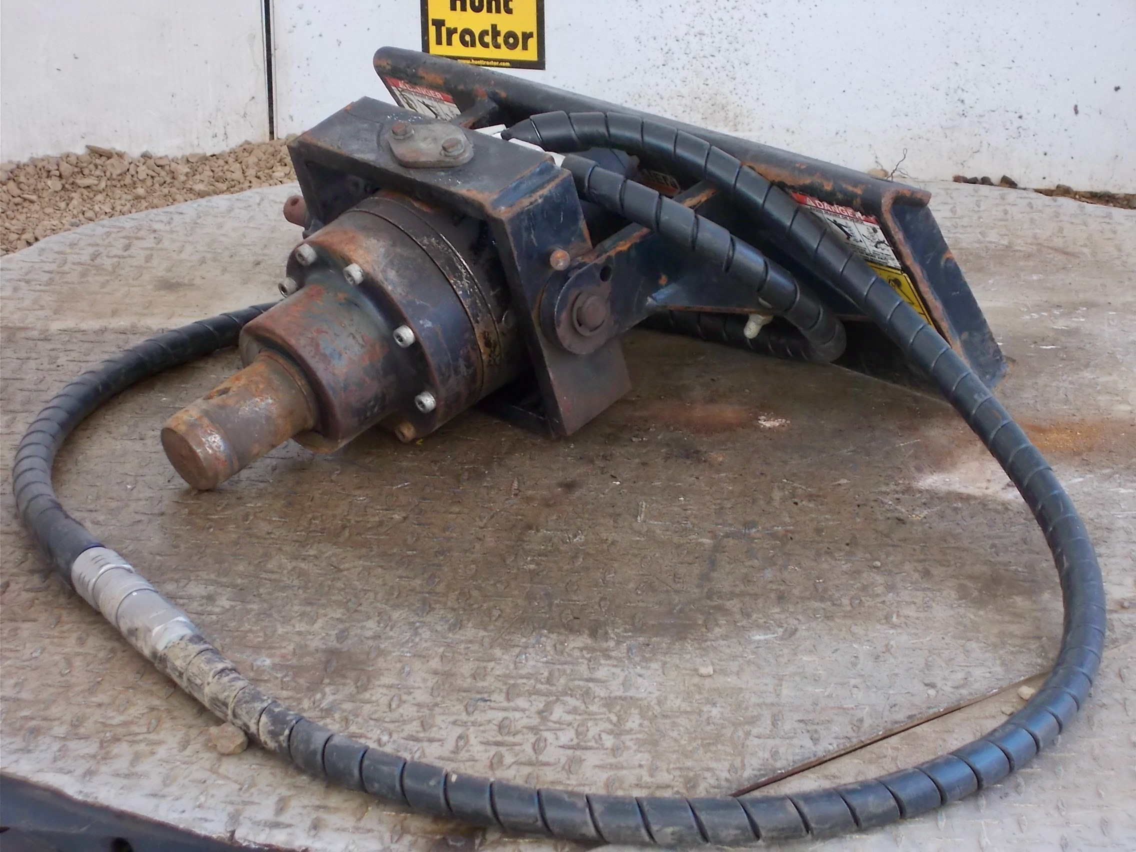 Attachment Zone Used Auger For Sale, 2 9/16" Round Drive